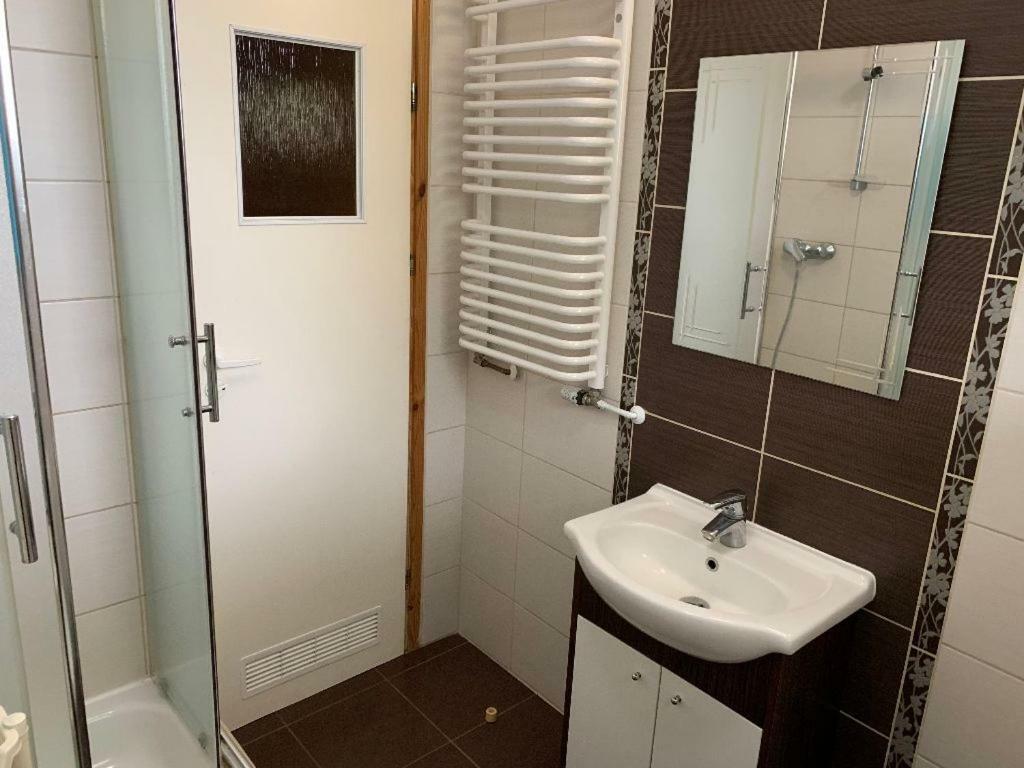 Ferienwohnung As Gosciniec Mikołajki Exterior foto